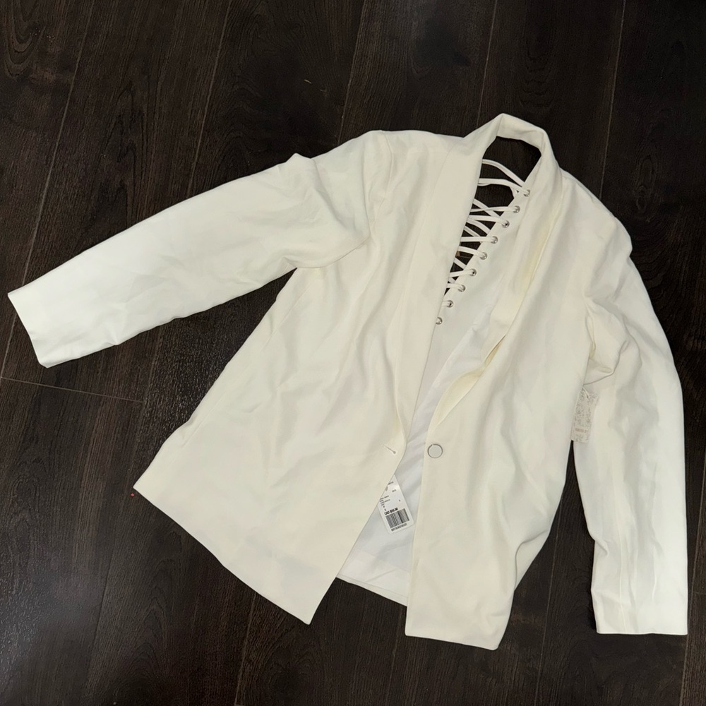 Brand new Forever 21 small fashion blazer